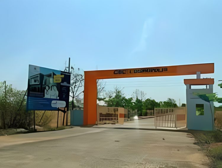 Untitled design - 2025-12-15T154336.116 (1)